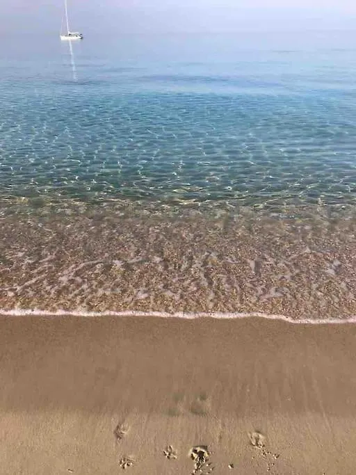 Vacanze A Pochi Passi Dal Mare ジェレメアス 0*,  イタリア