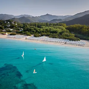 4* Resort Calaserena Village